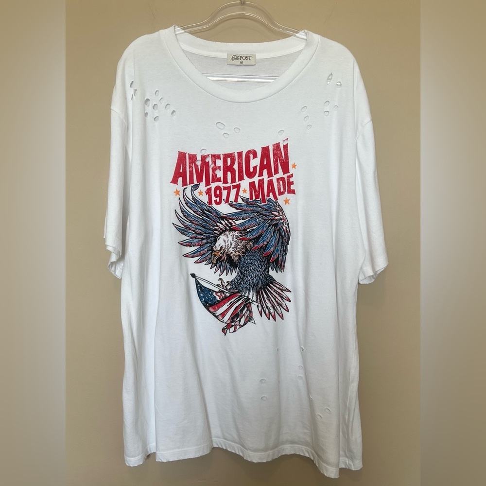 NWOT The Post tshirt - size M/L